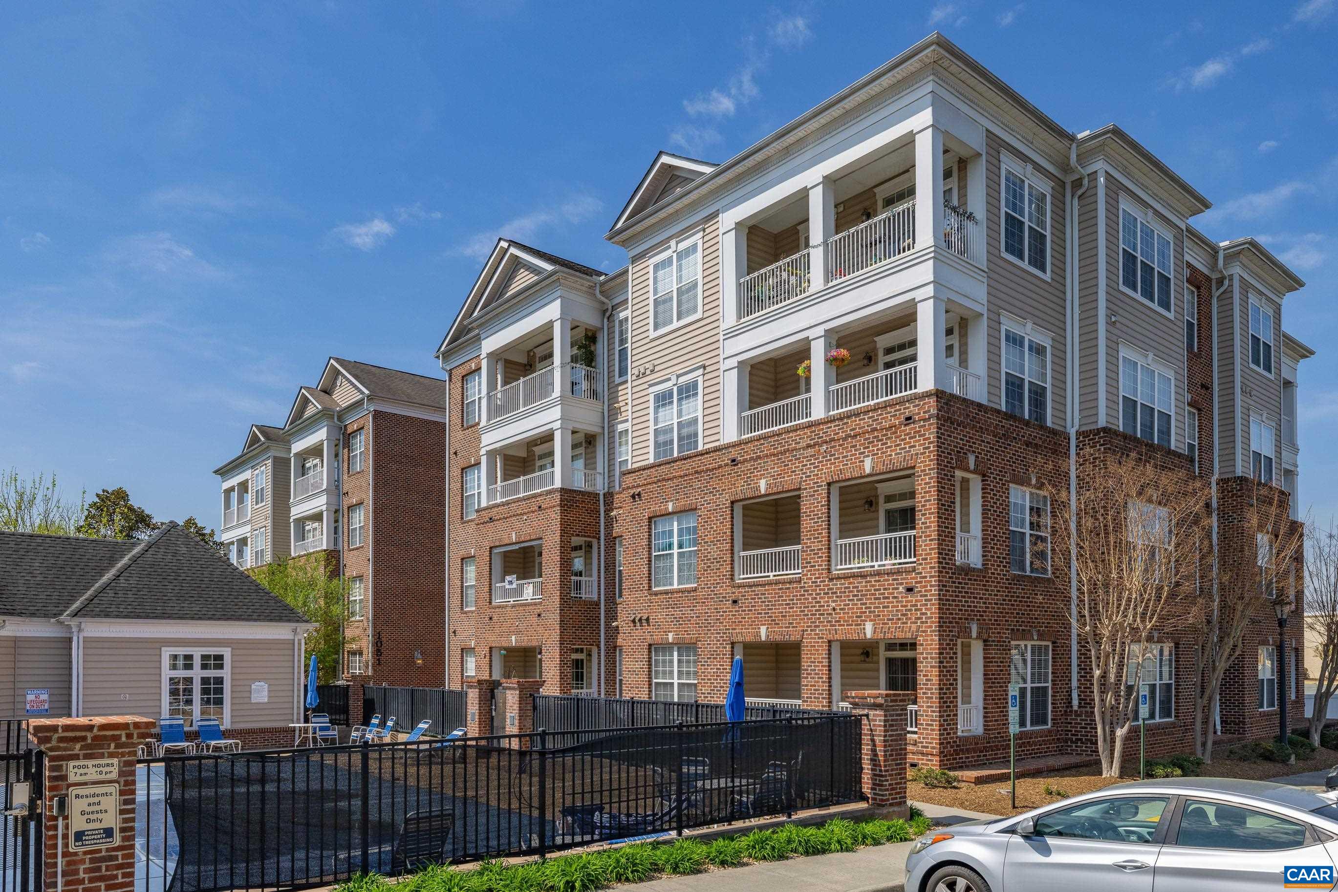 1051 Glenwood Station Ln, Charlottesville, VA 22901 — photo 2