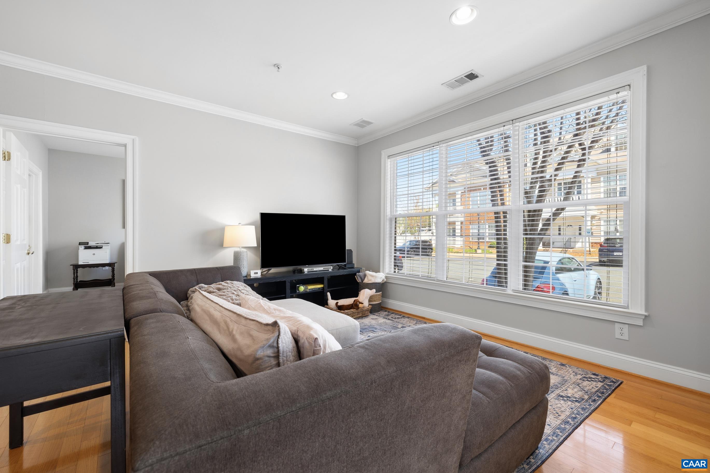 1051 Glenwood Station Ln, Charlottesville, VA 22901 — photo 9