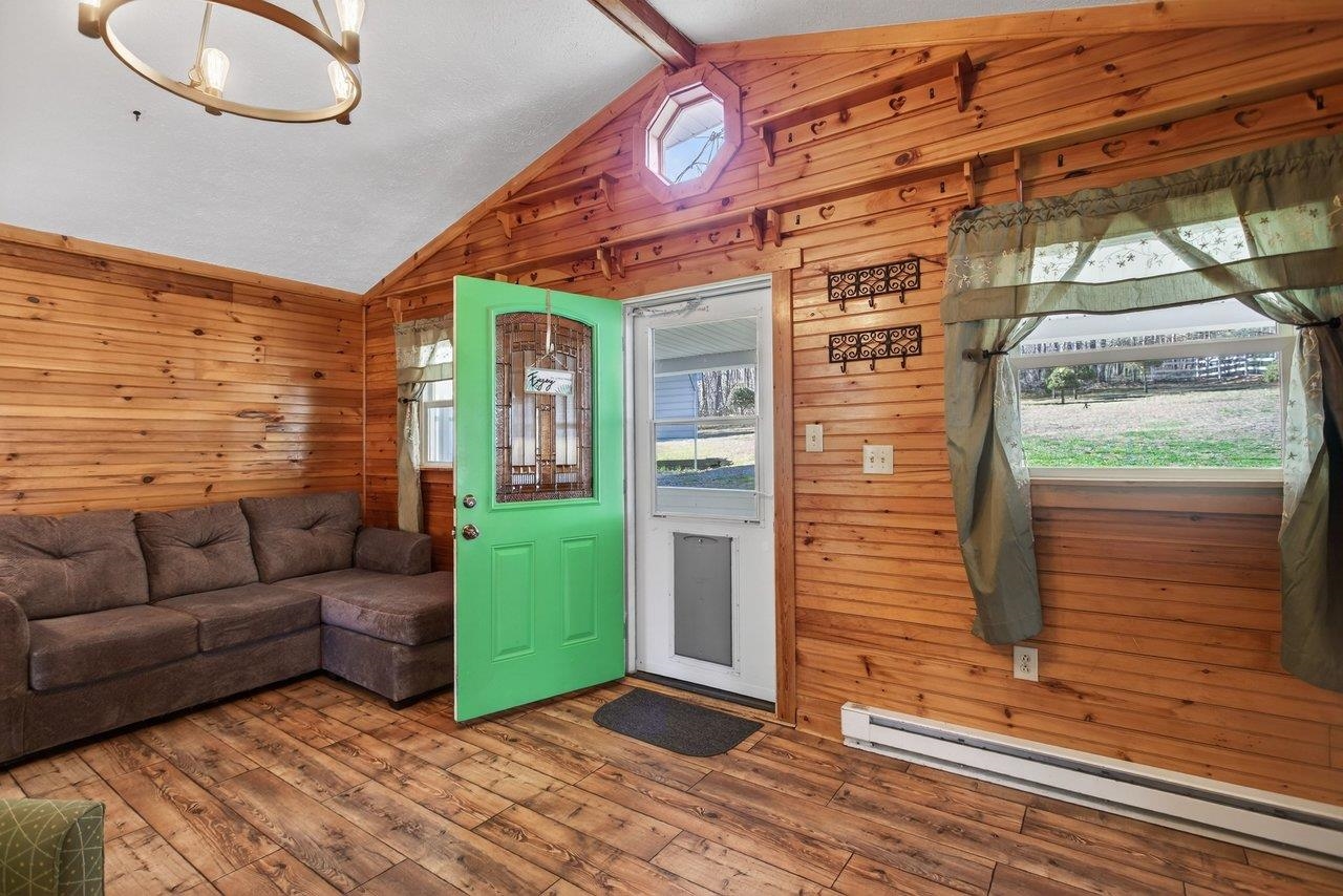 160 Gale Ln, Stanley, VA 22851 — photo 3