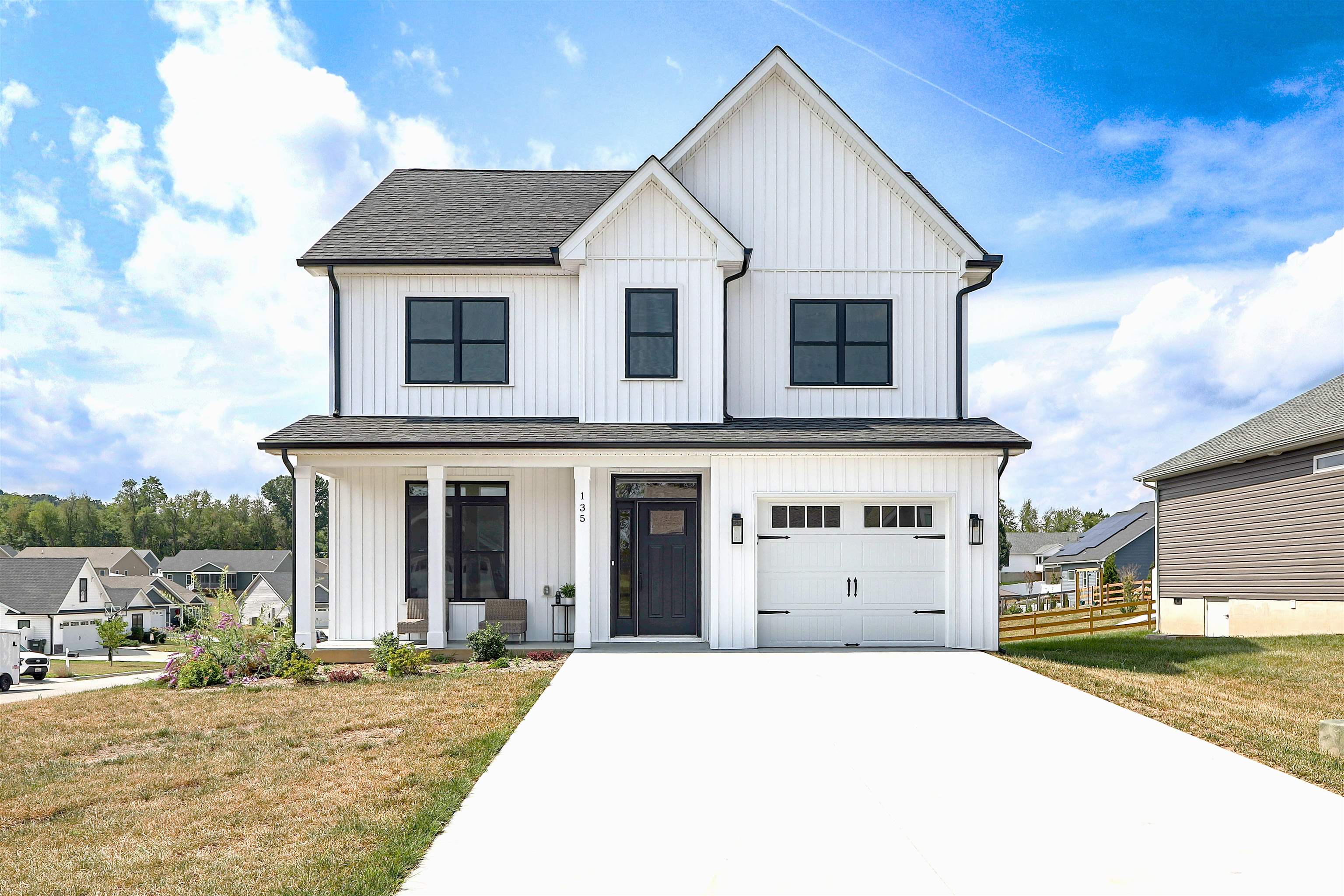 135 Langley Dr, Waynesboro, VA 22980