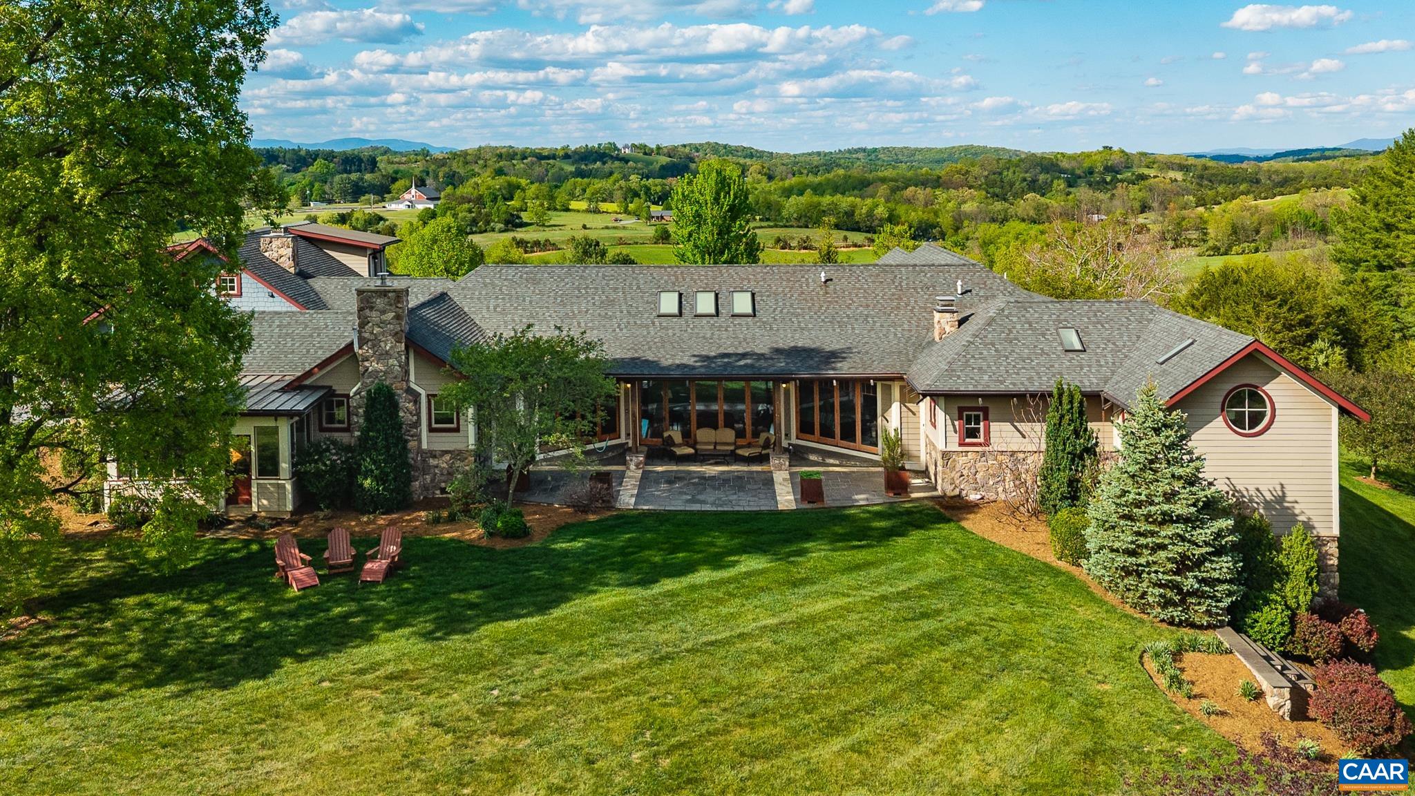 320 Carrsbrook Dr, Staunton, VA 24401 — photo 6