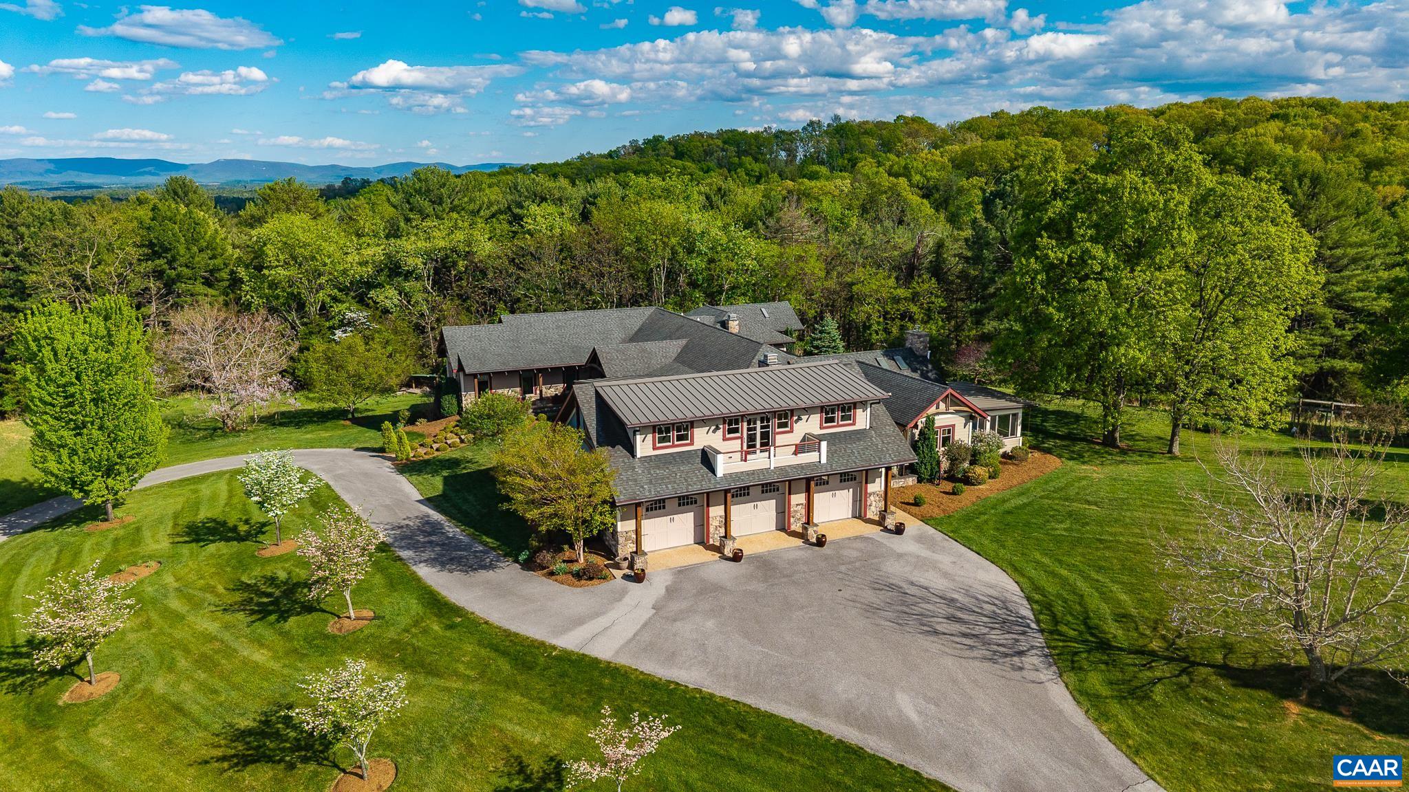320 Carrsbrook Dr, Staunton, VA 24401 — photo 9