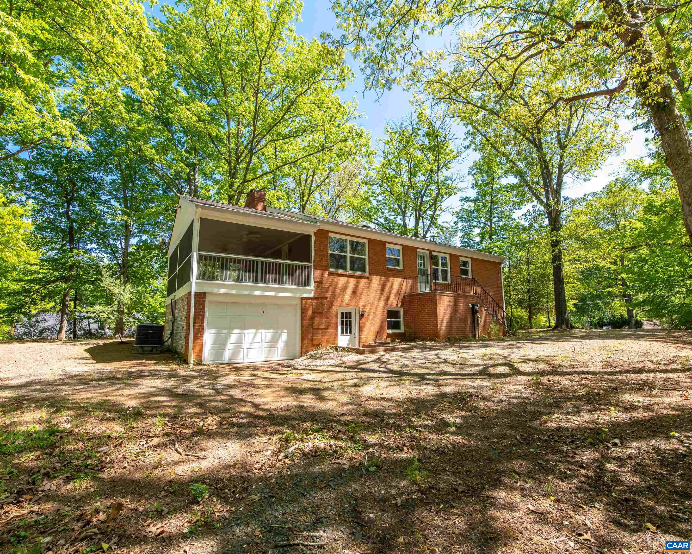 337 Carrsbrook Dr, Charlottesville, VA 22901 — photo 6