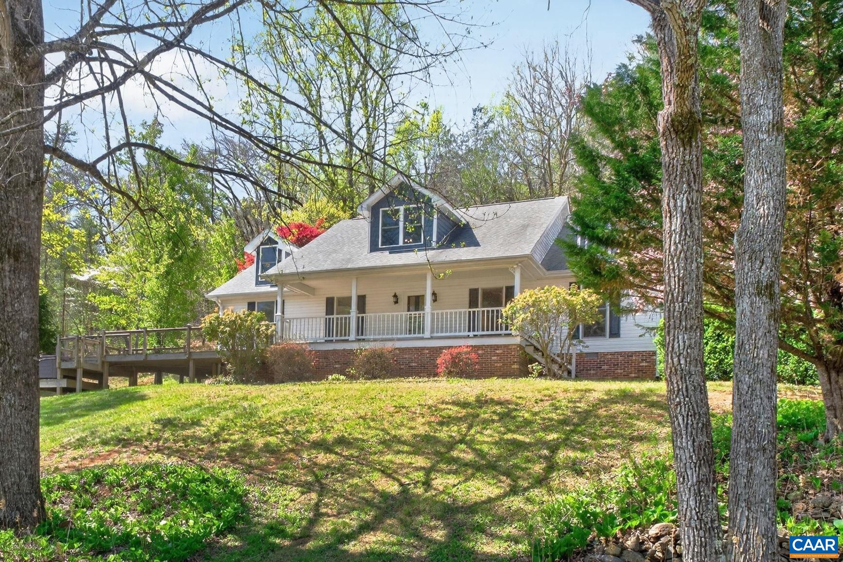 689 Mutton Hollow Rd, Stanardsville, VA 22973 — photo 2