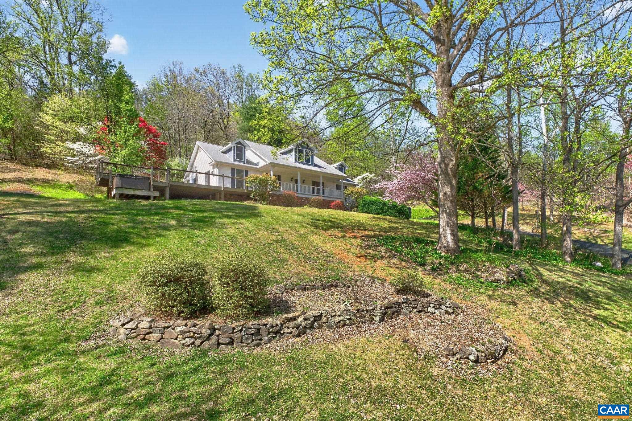 689 Mutton Hollow Rd, Stanardsville, VA 22973 — photo 5