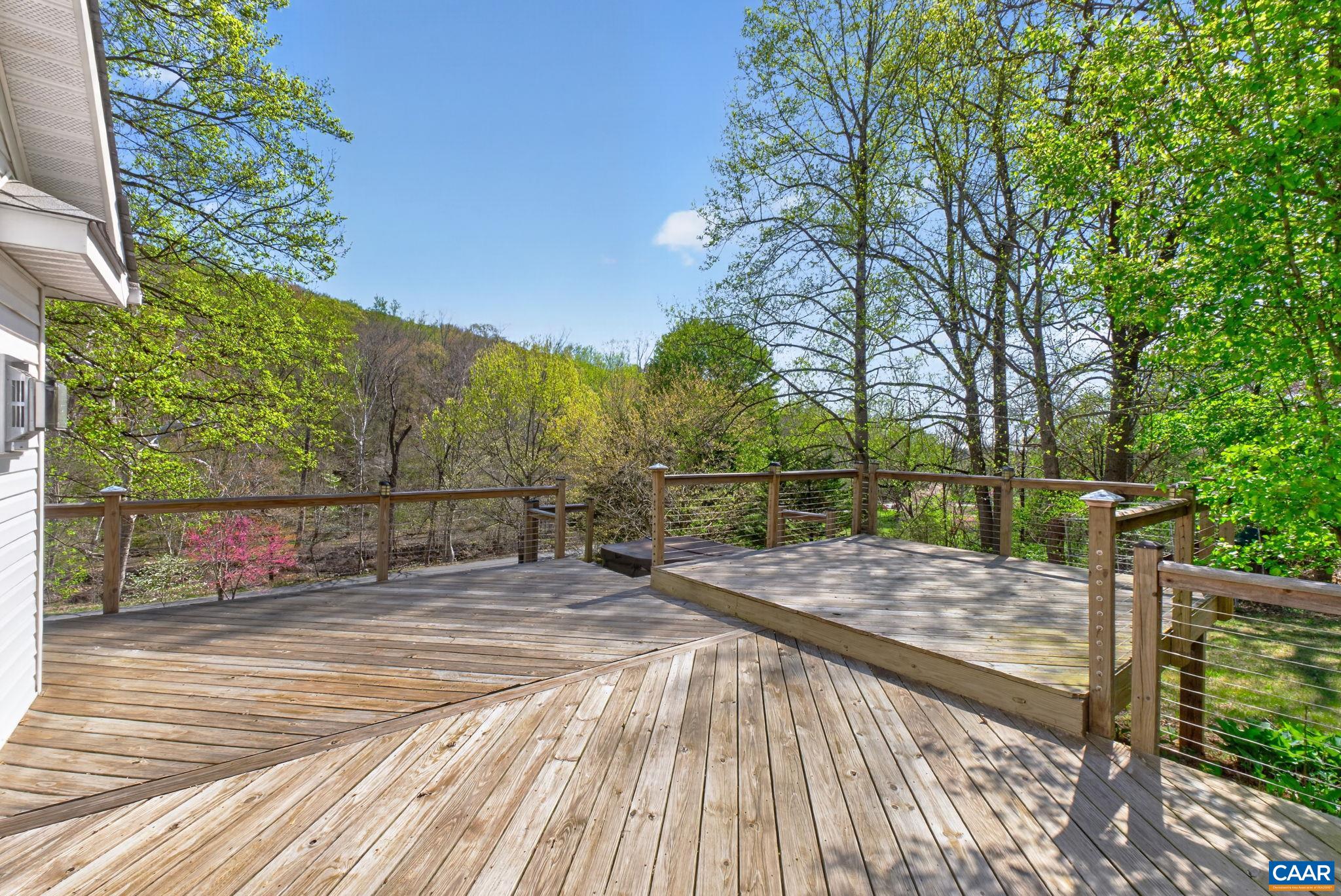 689 Mutton Hollow Rd, Stanardsville, VA 22973 — photo 9