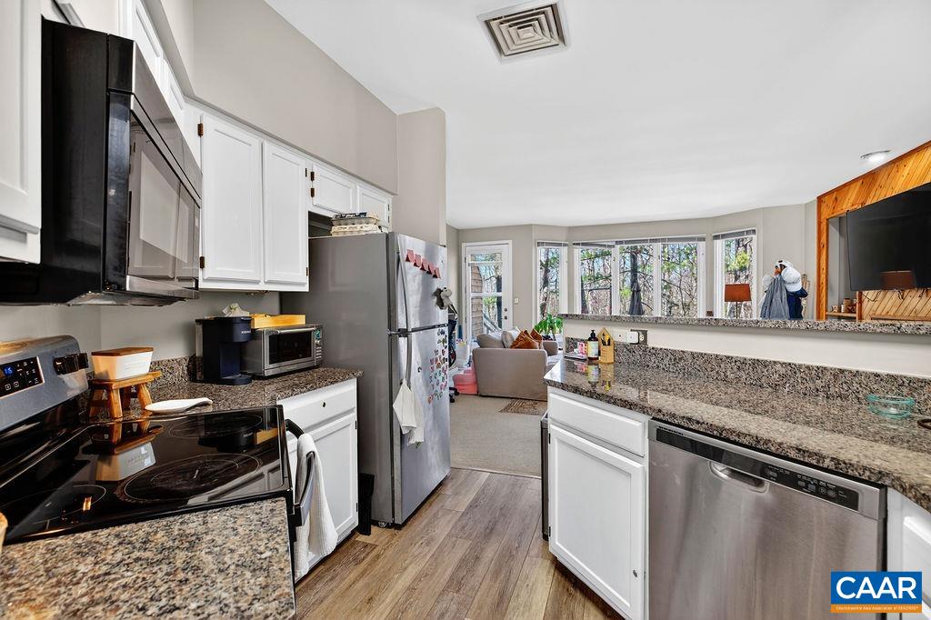 24 Trillium Close, Wintergreen Resort, VA 22967 — photo 9