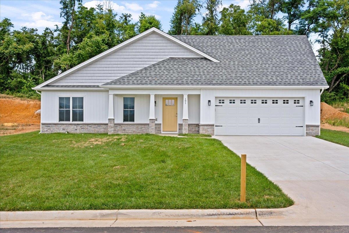 Langley Dr, Waynesboro, VA 22980