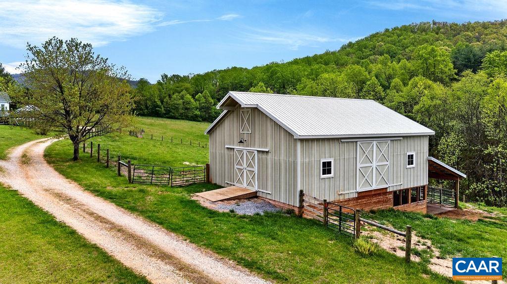10808 Patrick Henry Hwy, Roseland, VA 22967 — photo 9