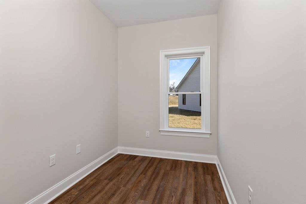 Lindburgh Dr, Waynesboro, VA 22980 — photo 6