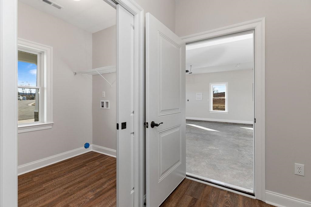 Lindburgh Dr, Waynesboro, VA 22980 — photo 9