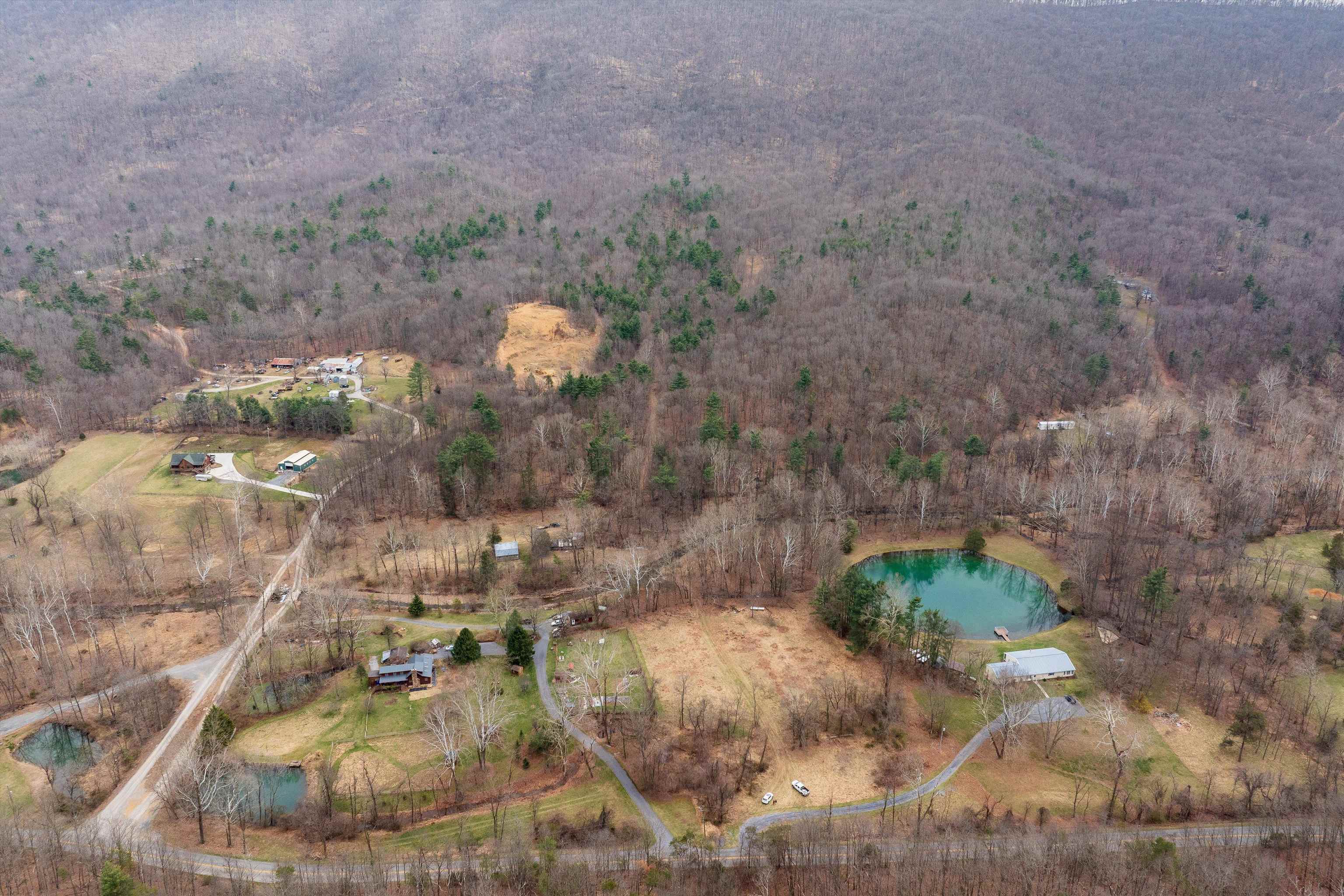 163 Hopkins Gap Rd, Fulks Run, VA 22830 - photo 3