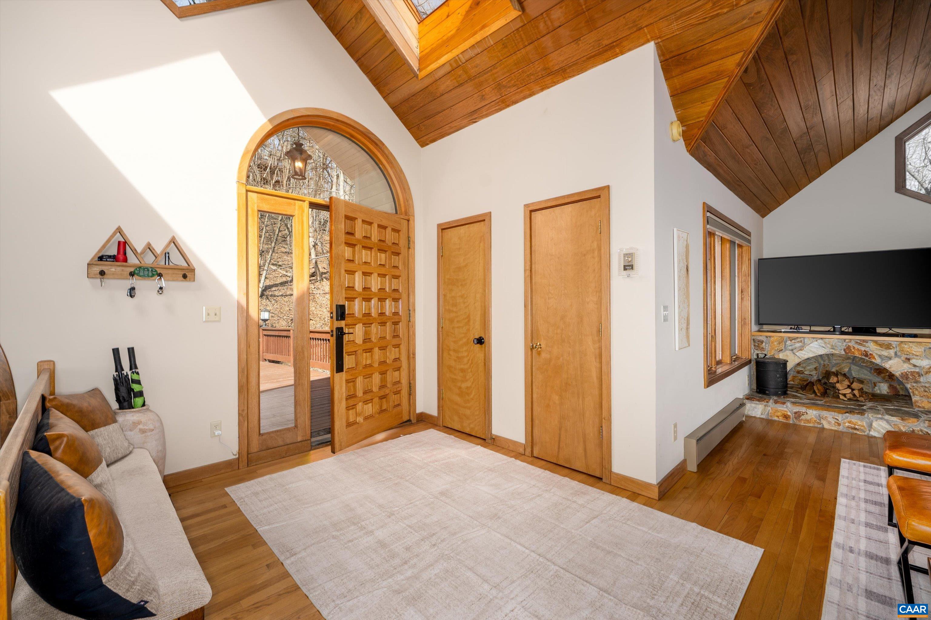 327 Crawfords Edge, Roseland, VA 22967 — photo 9