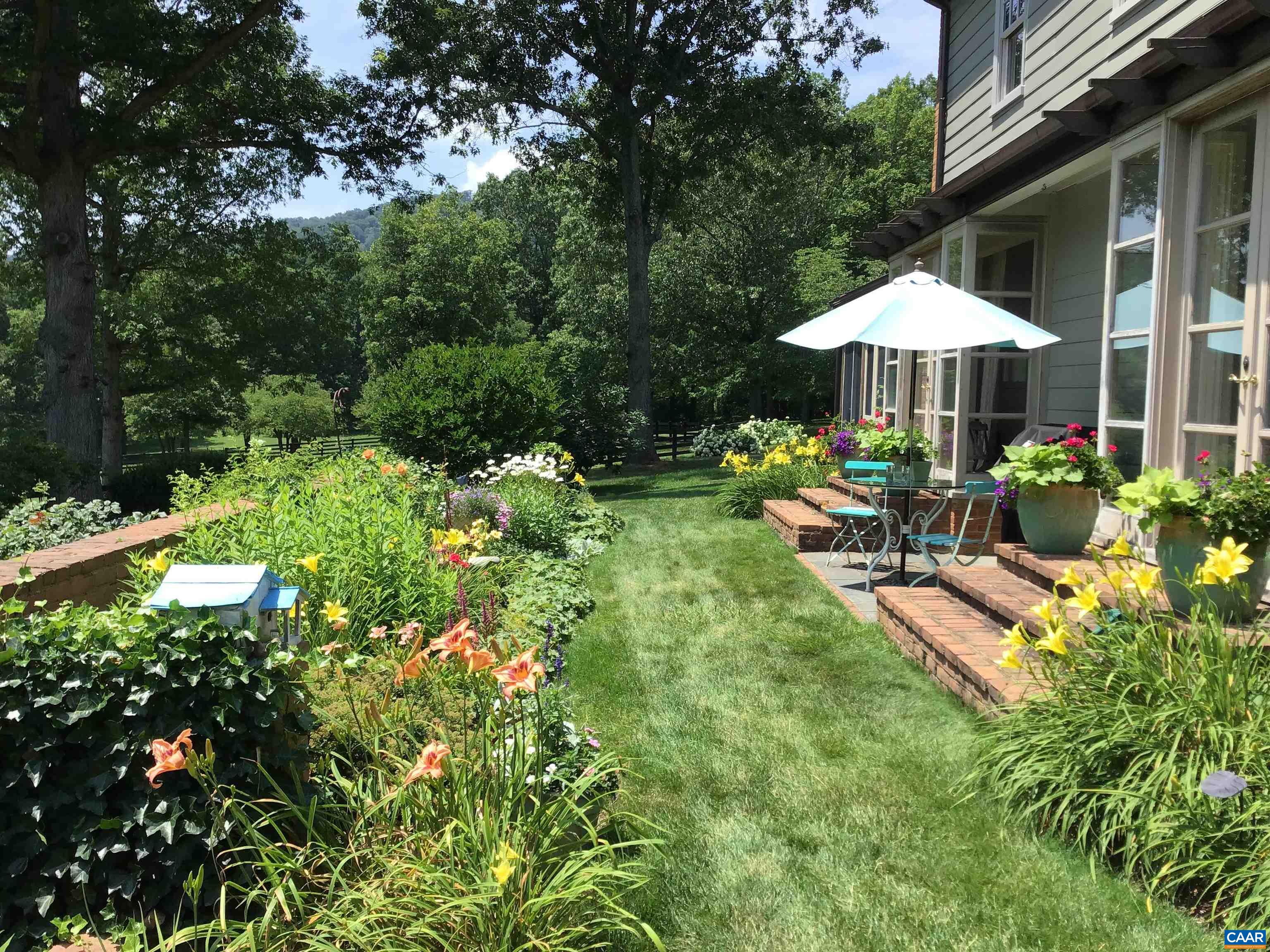 5614 Hot Springs Rd, Hot Springs, VA 24445 — photo 3
