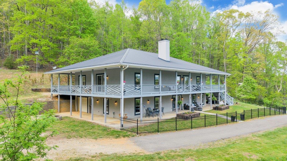 649 Greyledge Rd, Buchanan, VA 24066 — photo 3