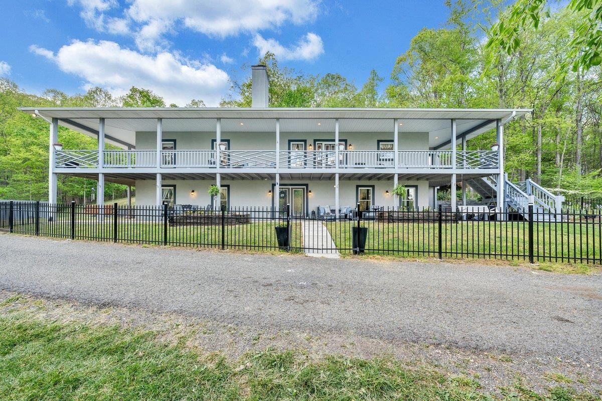 649 Greyledge Rd, Buchanan, VA 24066 — photo 4
