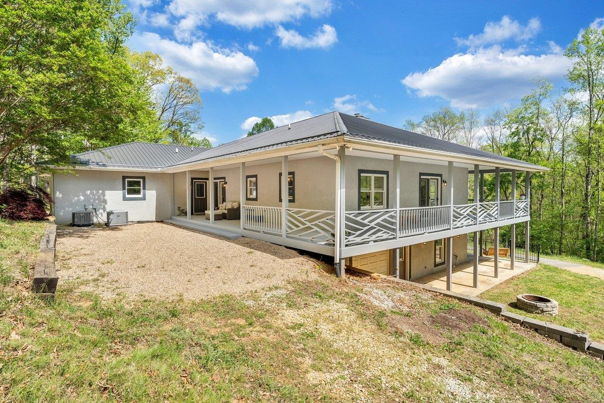 649 Greyledge Rd, Buchanan, VA 24066 — photo 5