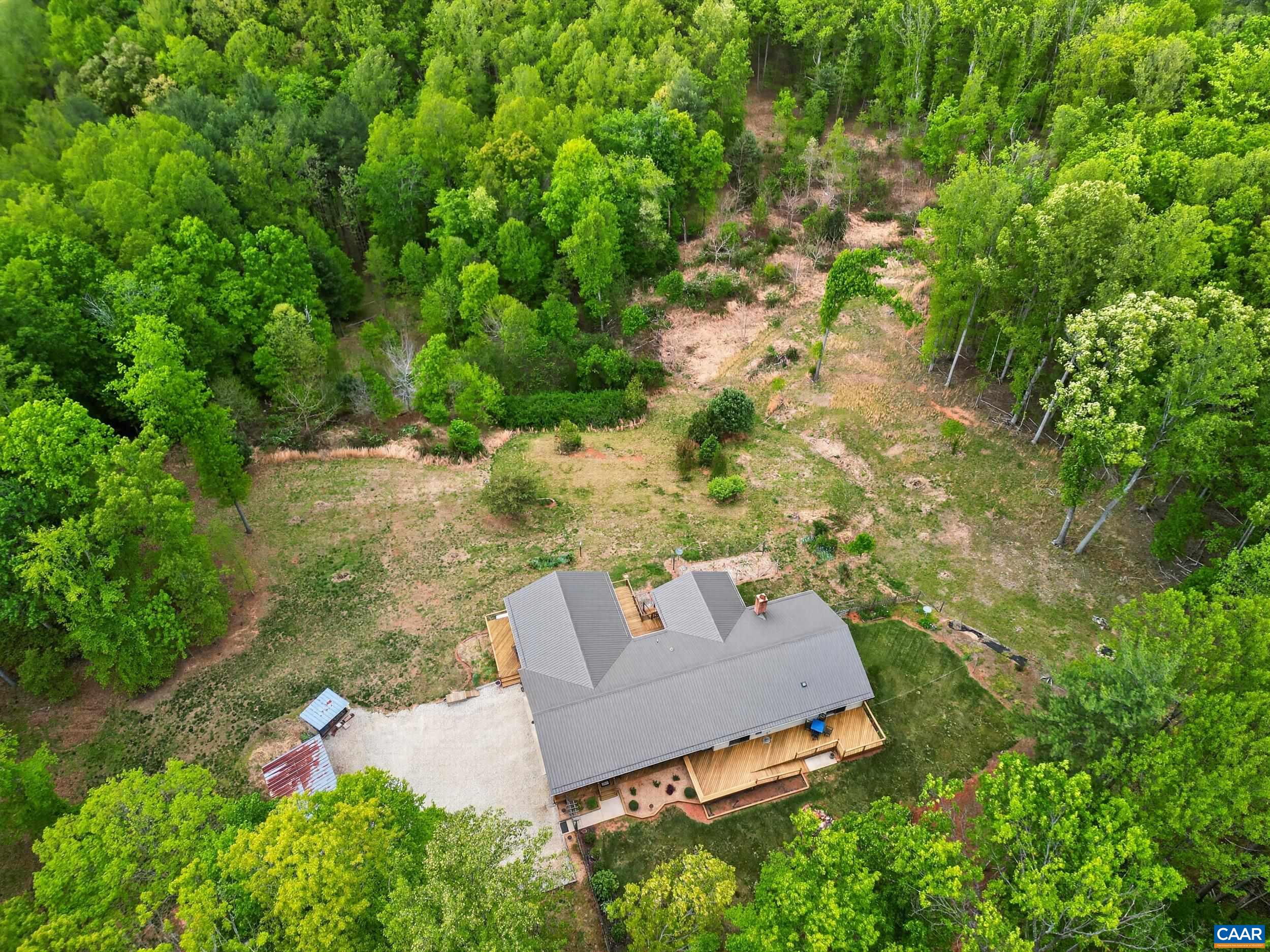 141 Cradon Hill Ln, Amherst, VA 24521