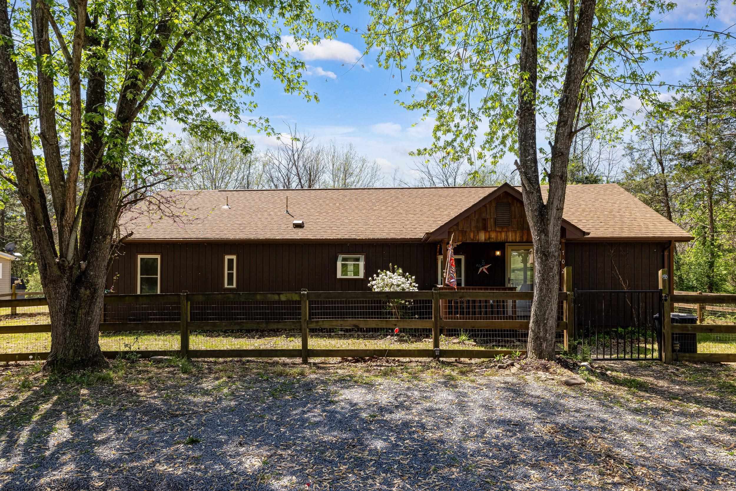 702 Richview Rd, Rileyville, VA 22650