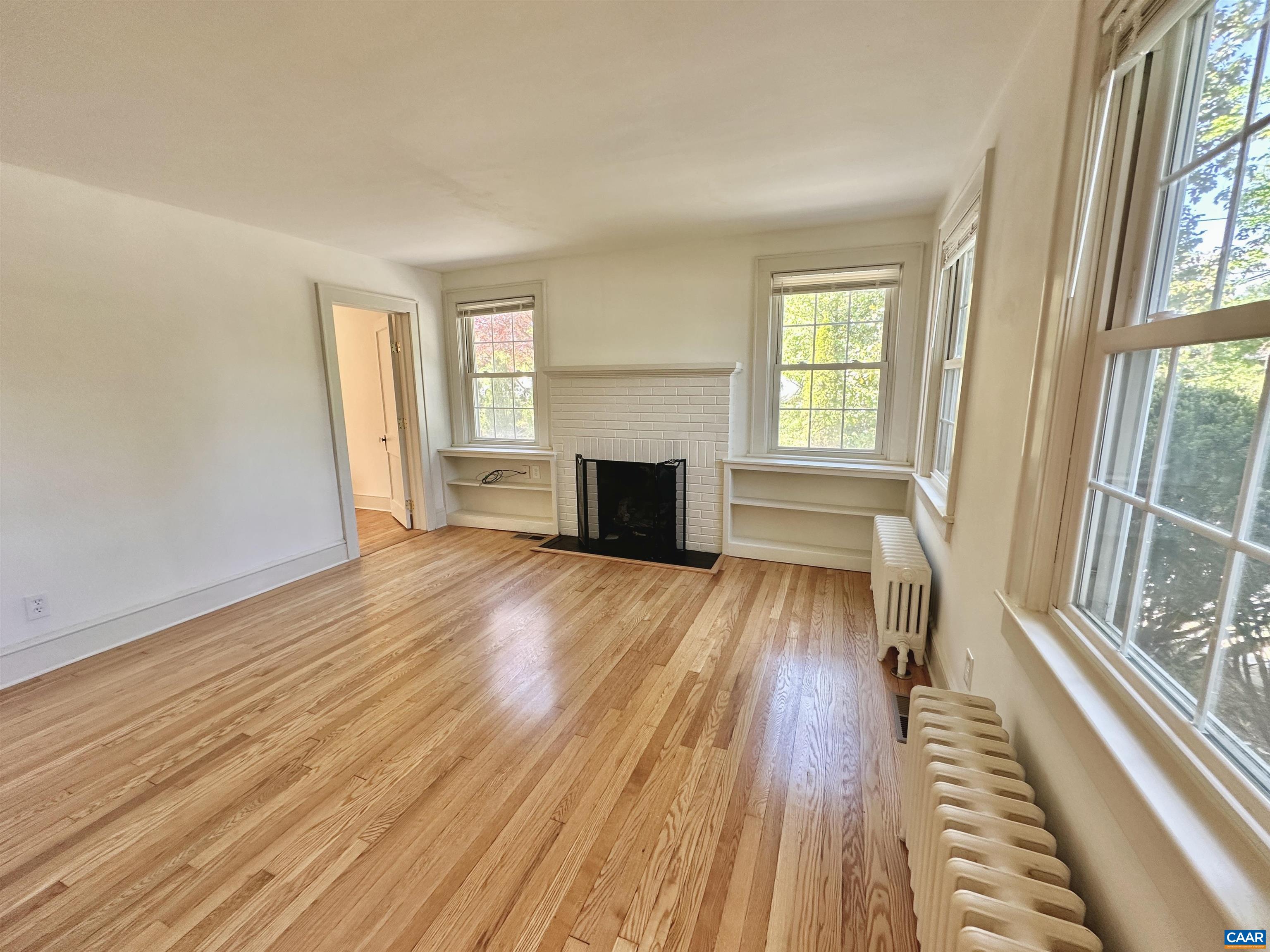 1732 West Main St, Waynesboro, VA 22980 — photo 2
