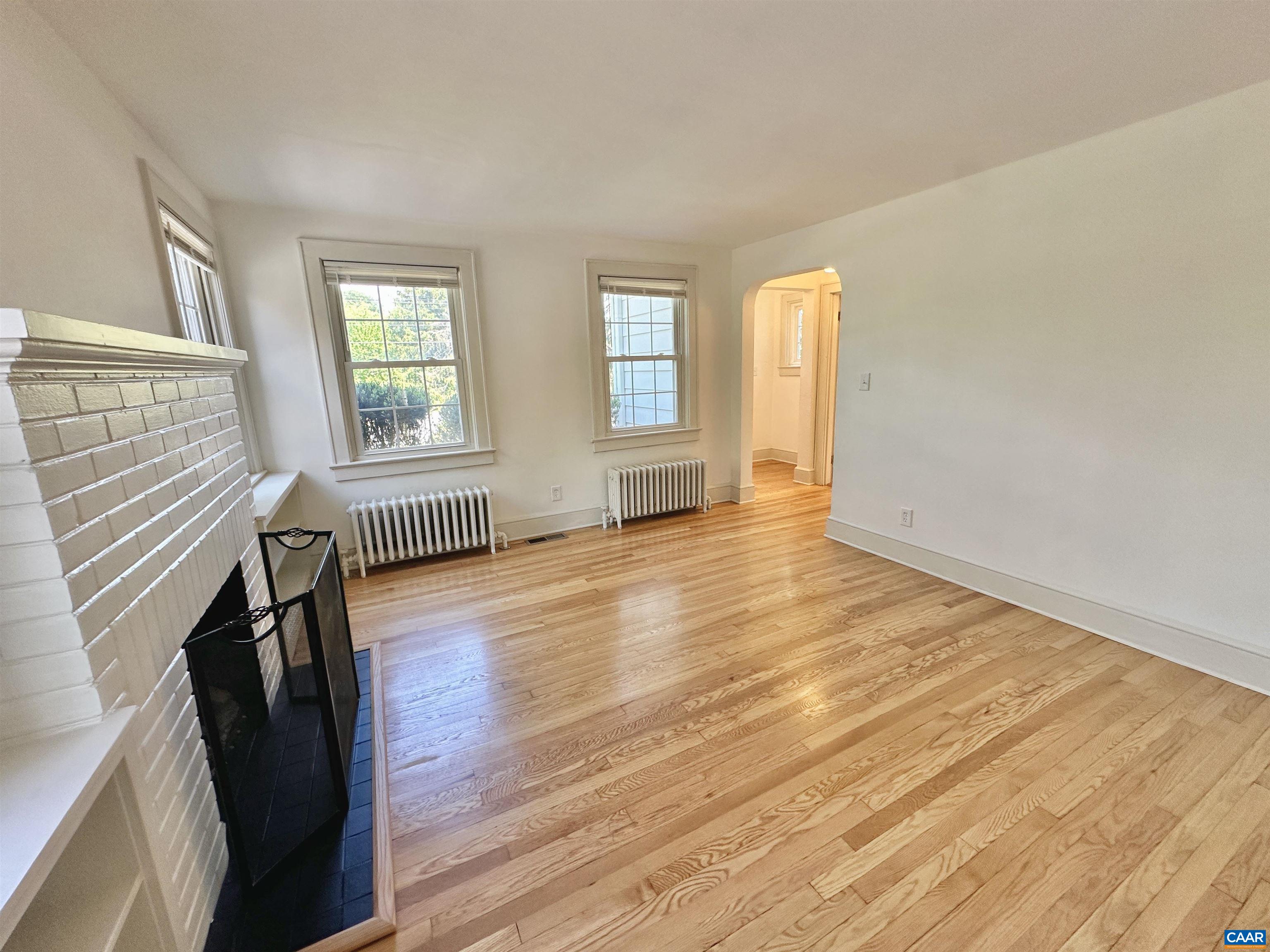 1732 West Main St, Waynesboro, VA 22980 — photo 4