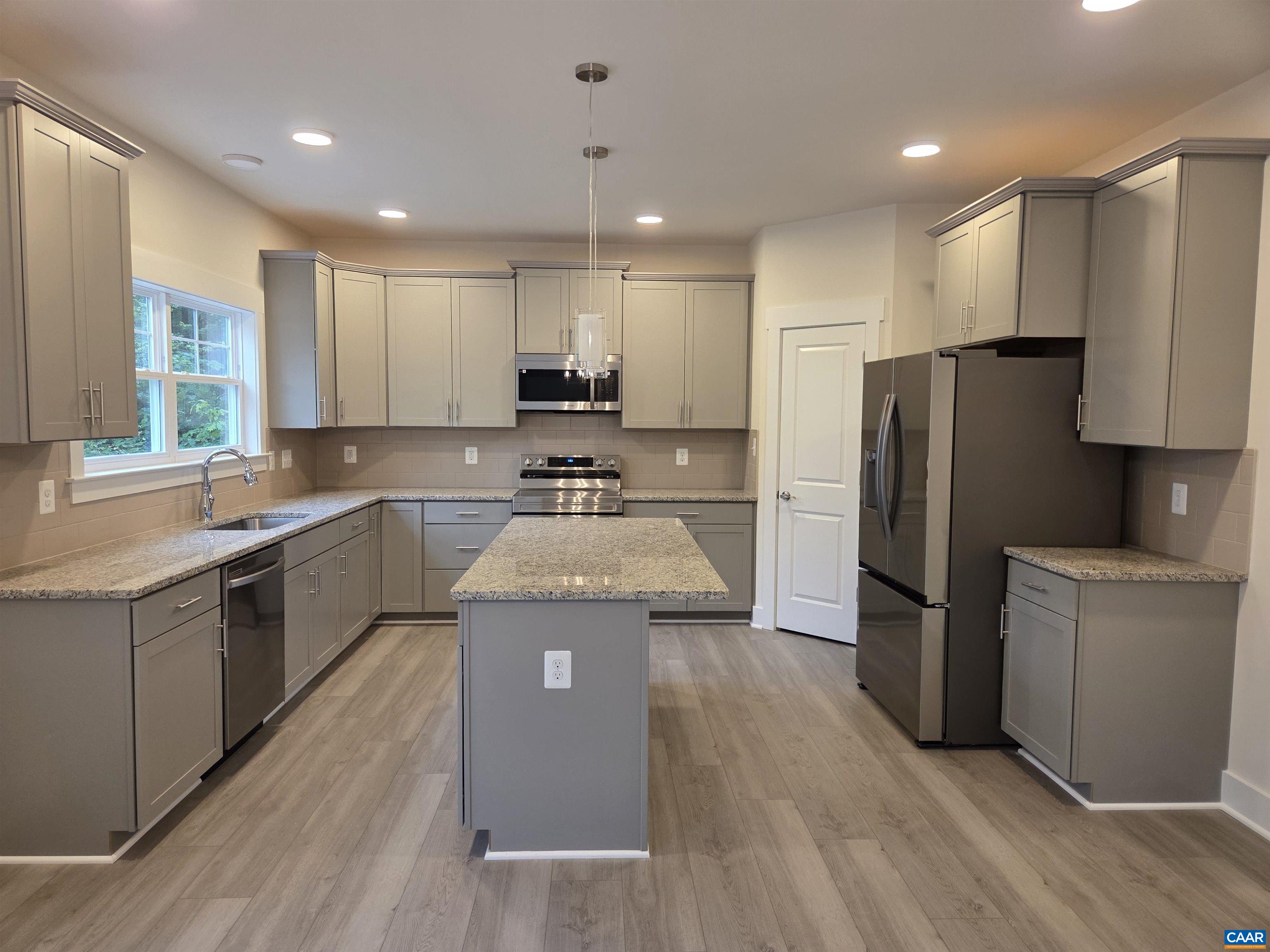 310 Fairview Dr, Mineral, VA 23117 — photo 9