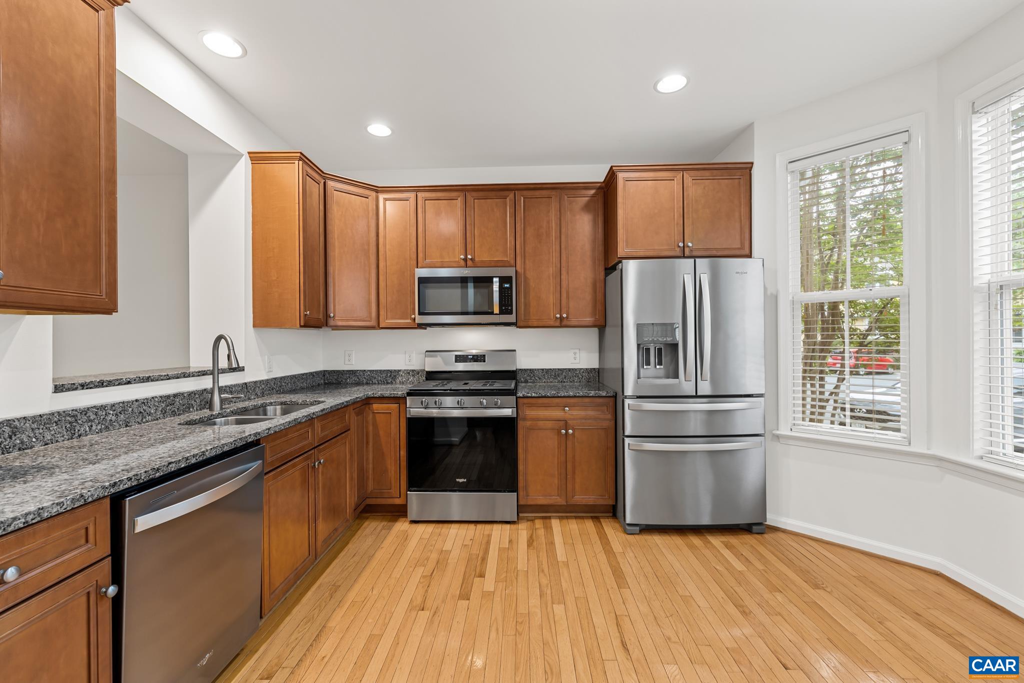 108 Melbourne Prk, Charlottesville, VA 22901 — photo 5