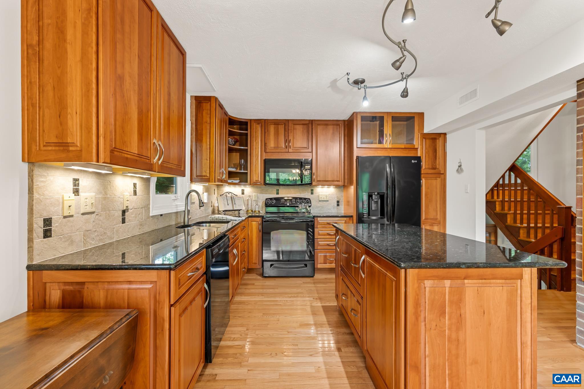 4 Lakeview Cir, Palmyra, VA 22963 — photo 7