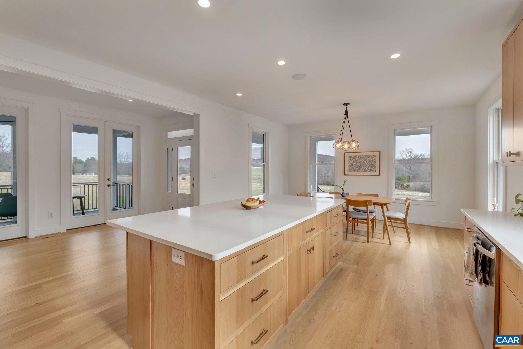 21 Coles Rolling Rd, Scottsville, VA 24590 — photo 8
