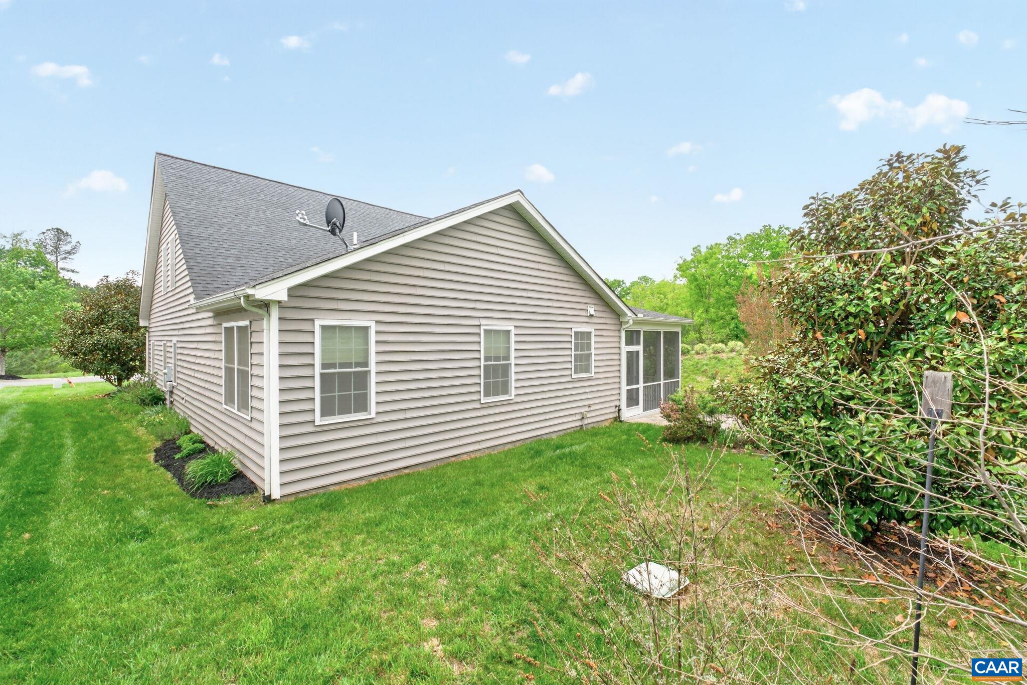 34 Virginia Ave, Palmyra, VA 22963 — photo 4