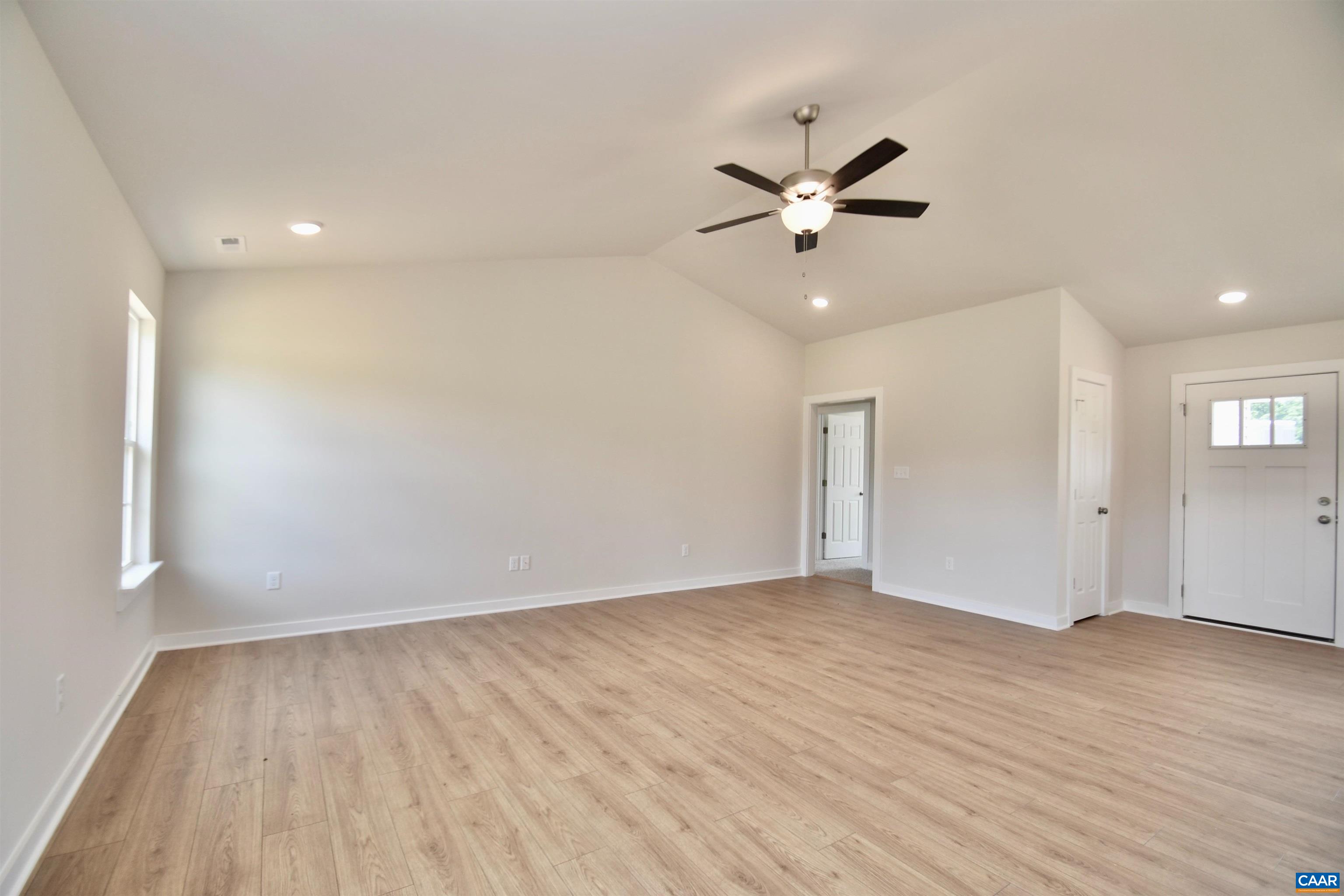 313 Evergreen Church Rd, Palmyra, VA 22963 — photo 3
