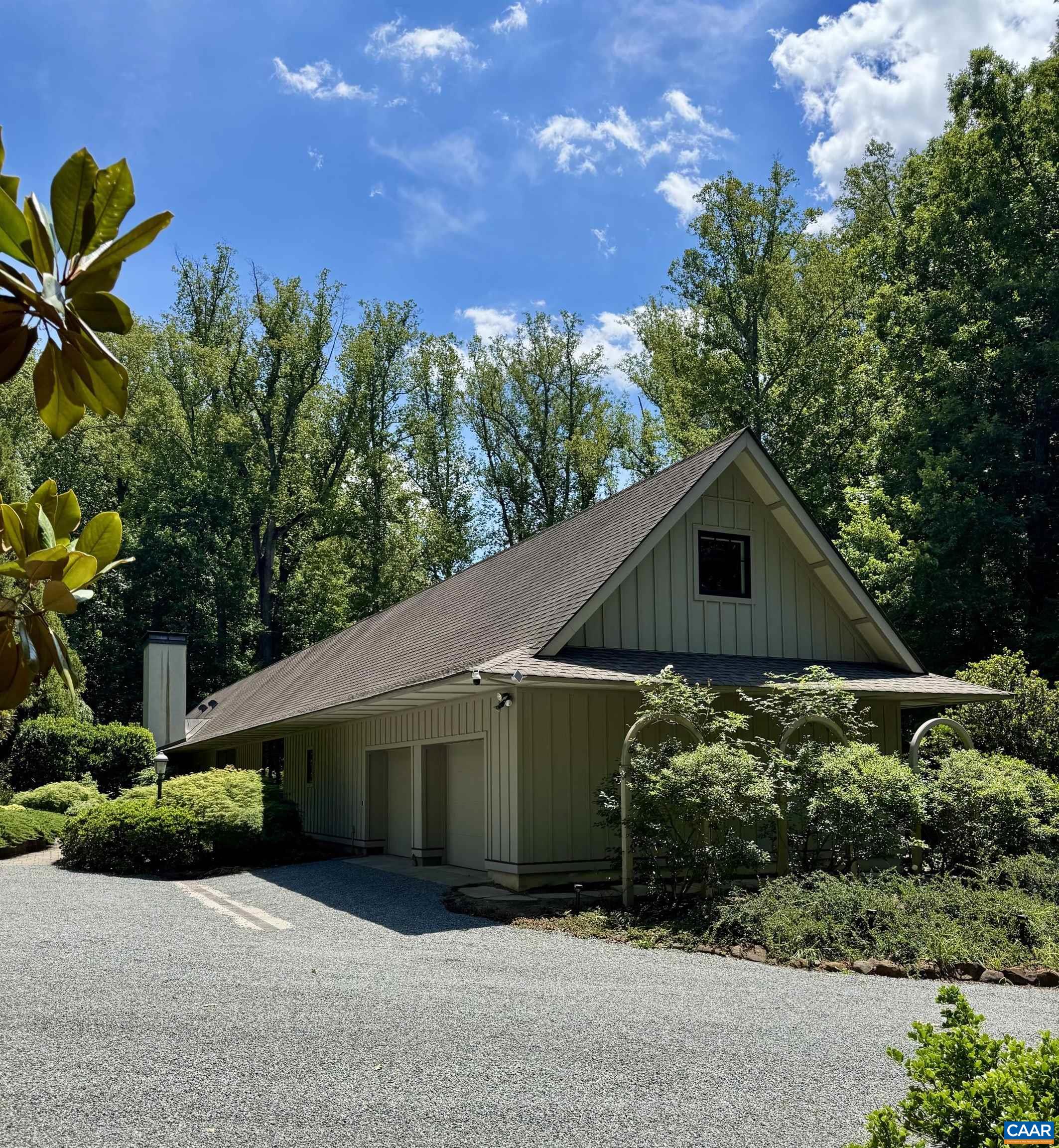889 Old Garth Rd, Charlottesville, VA 22901 — photo 4
