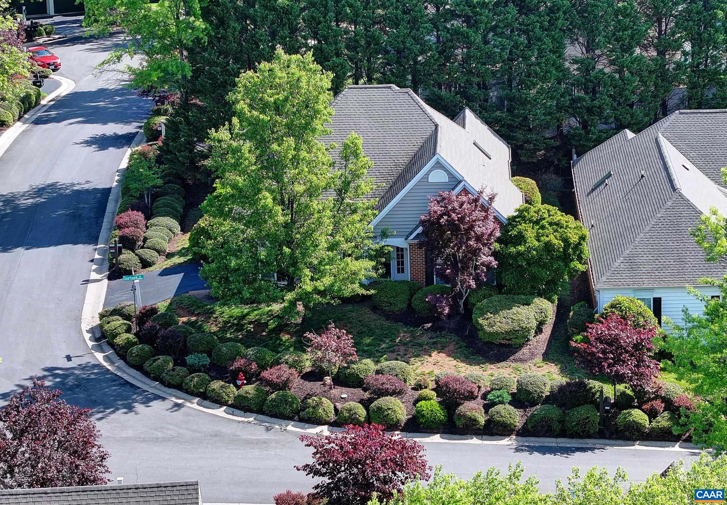 685 Courtyard Ct, Charlottesville, VA 22903 — photo 2