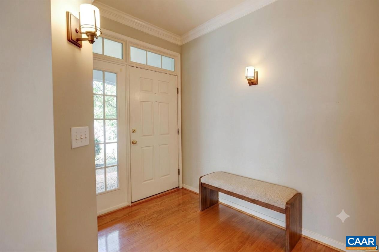 685 Courtyard Ct, Charlottesville, VA 22903 — photo 7