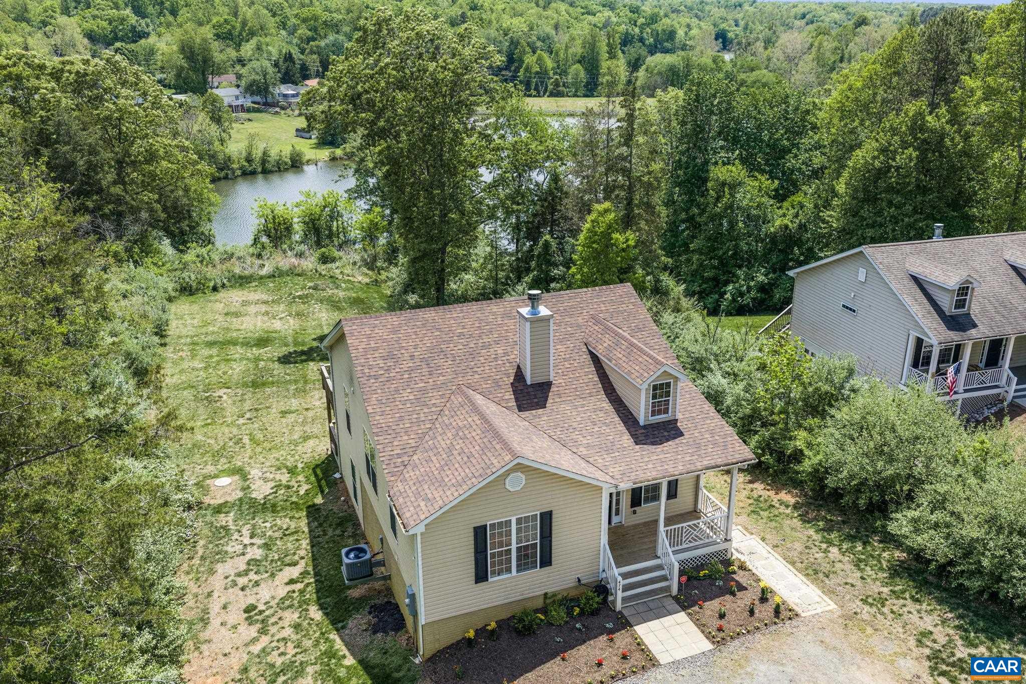 474 W Daffodil Rd, Ruckersville, VA 22968