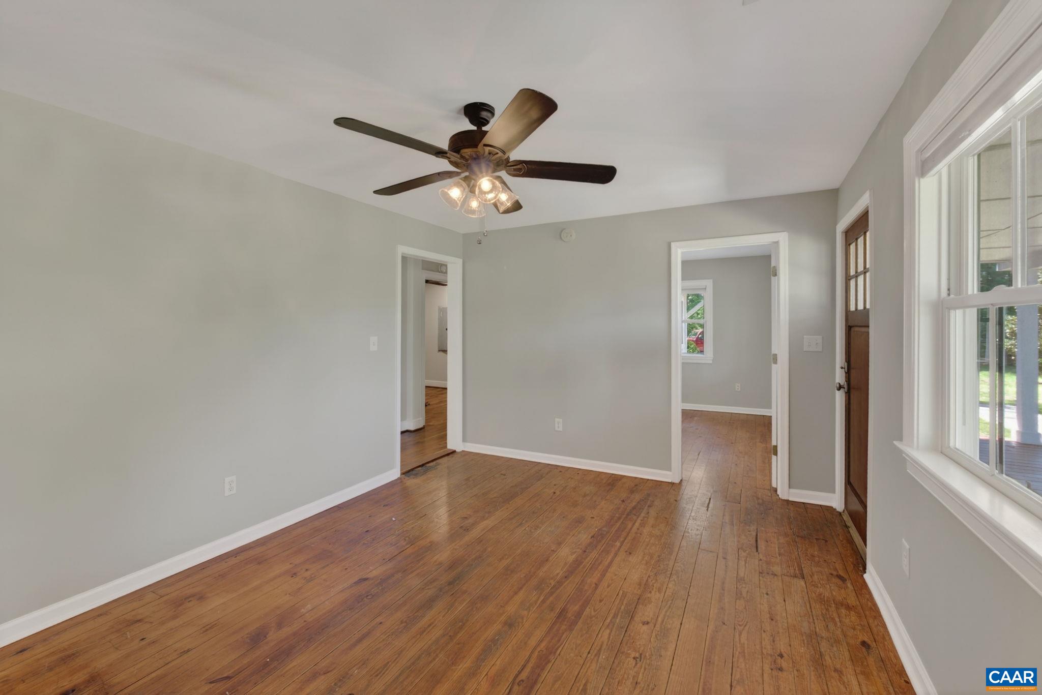 9702 Hatton Ferry Rd, Scottsville, VA 24590 — photo 10