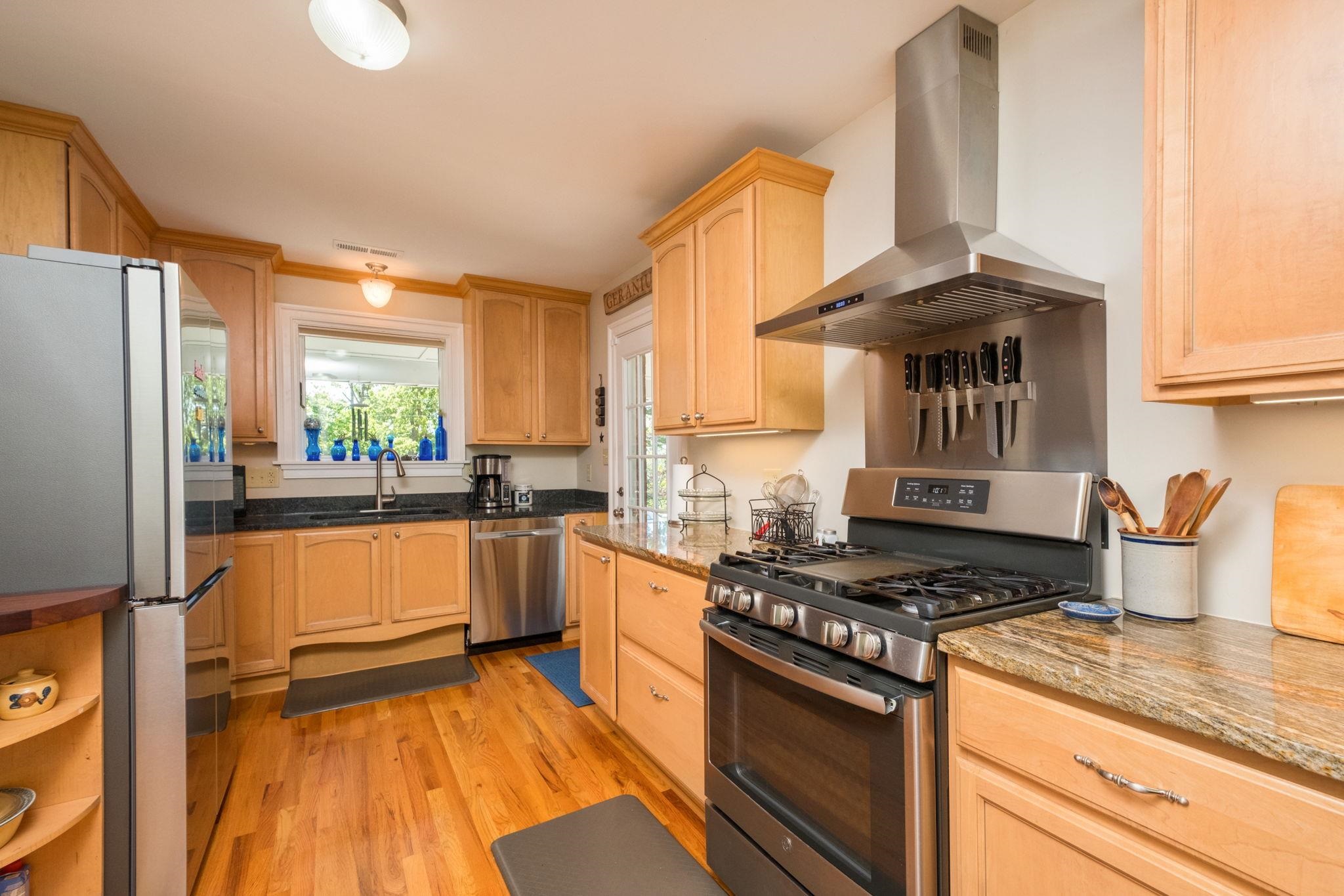 446 Mountain View Dr, Staunton, VA 24401 — photo 5