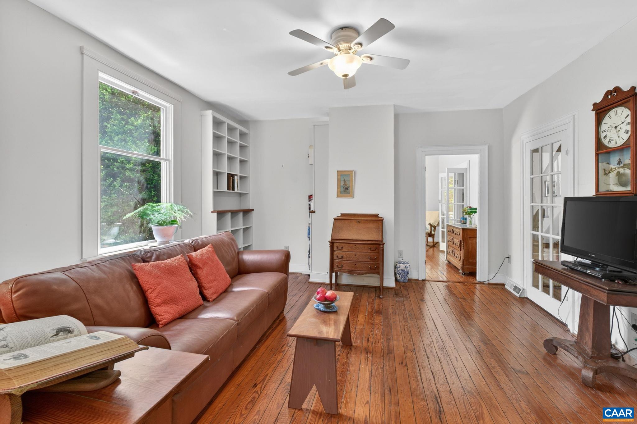 518 NE 8th St, Charlottesville, VA 22902 — photo 9
