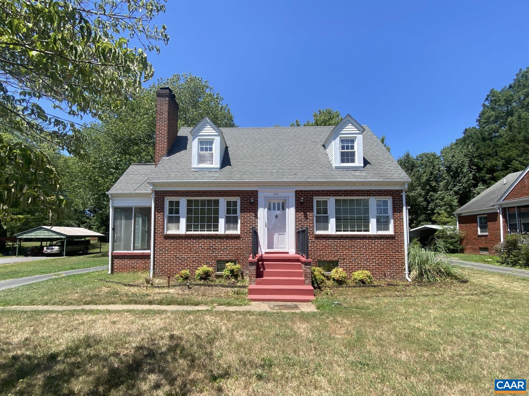 210 W Gordon Ave, Gordonsville, VA 22942 — photo 2