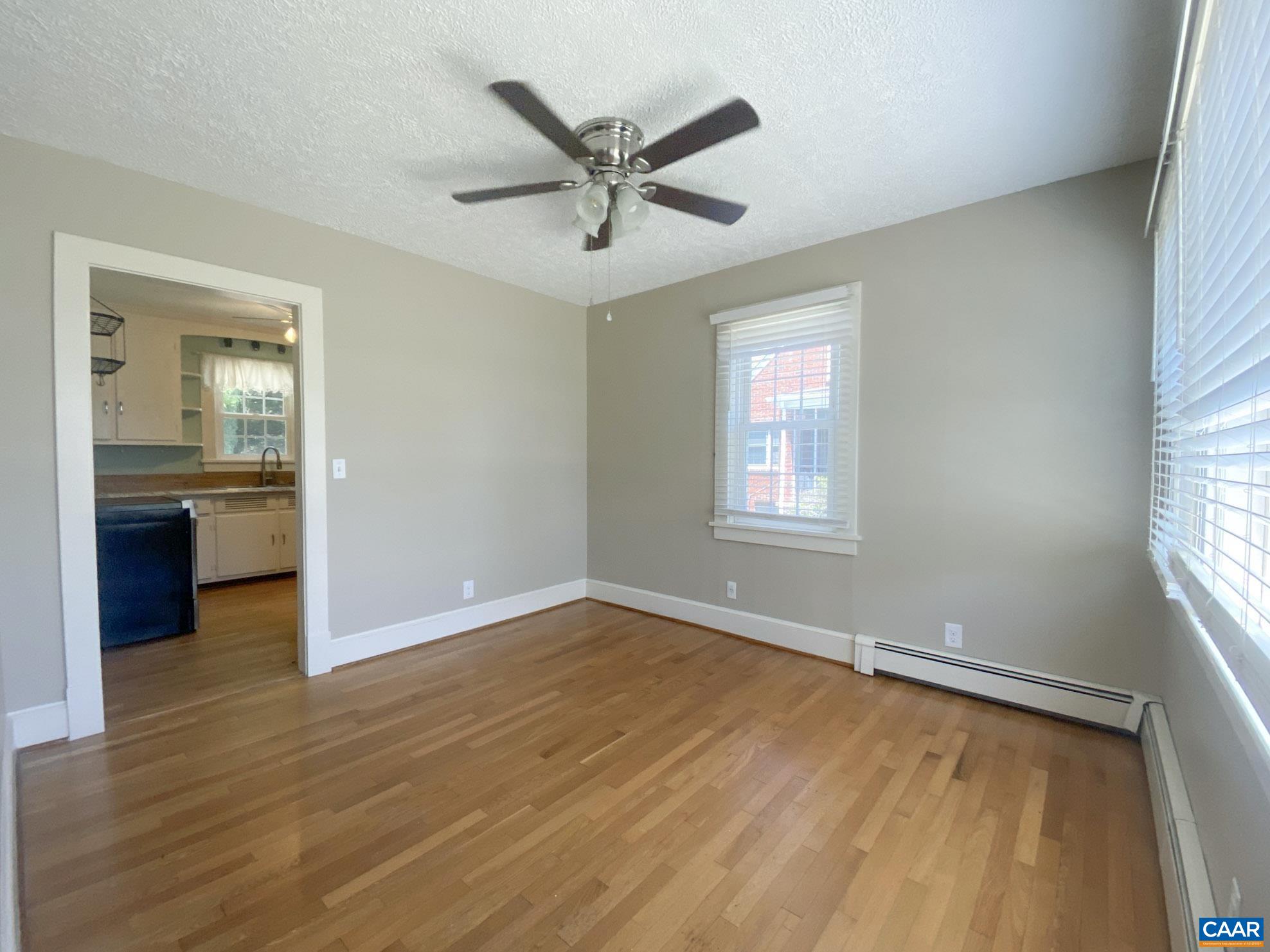 210 W Gordon Ave, Gordonsville, VA 22942 — photo 6