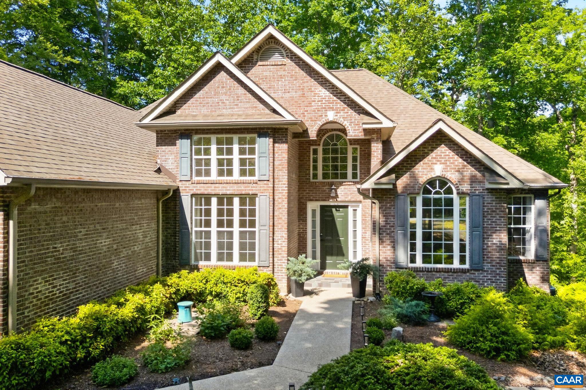 13 Condor Rd, Palmyra, VA 22963