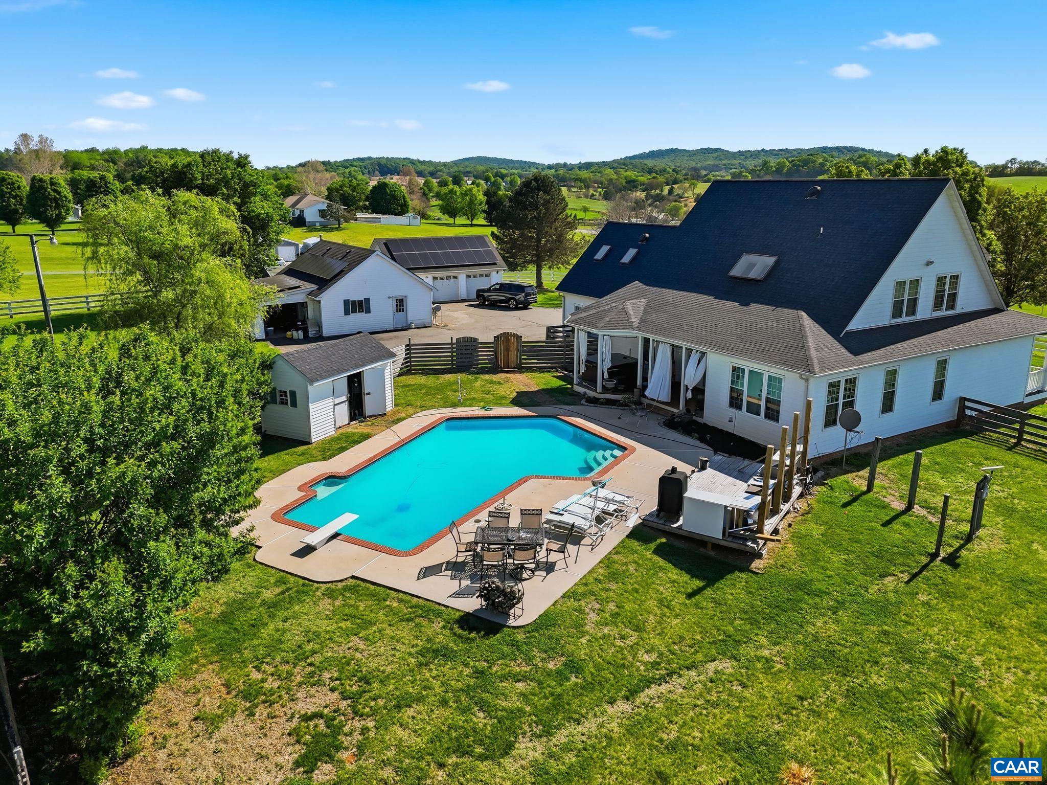 7793 White Oak Rd, Rapidan, VA 22733