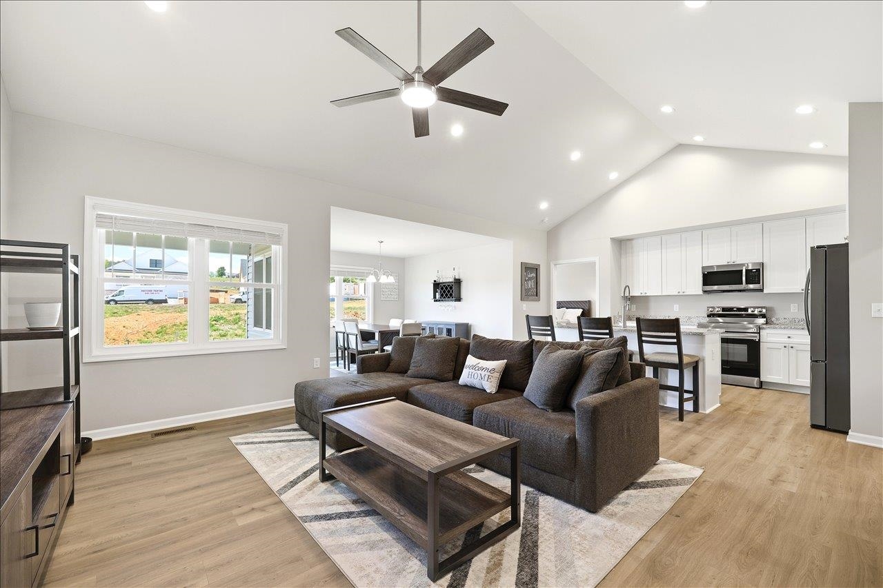 201 Spring Run Ln, Waynesboro, VA 22980 — photo 4