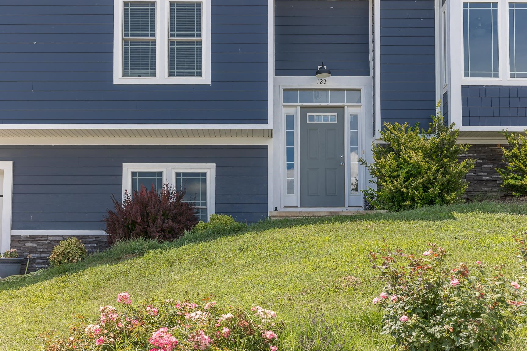 123 Beauregard Dr, Staunton, VA 24401 — photo 10