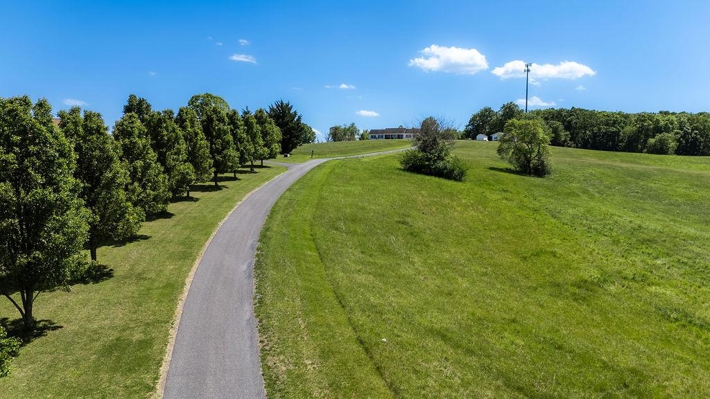 112 Guernsey Ln, Staunton, VA 24401 — photo 5