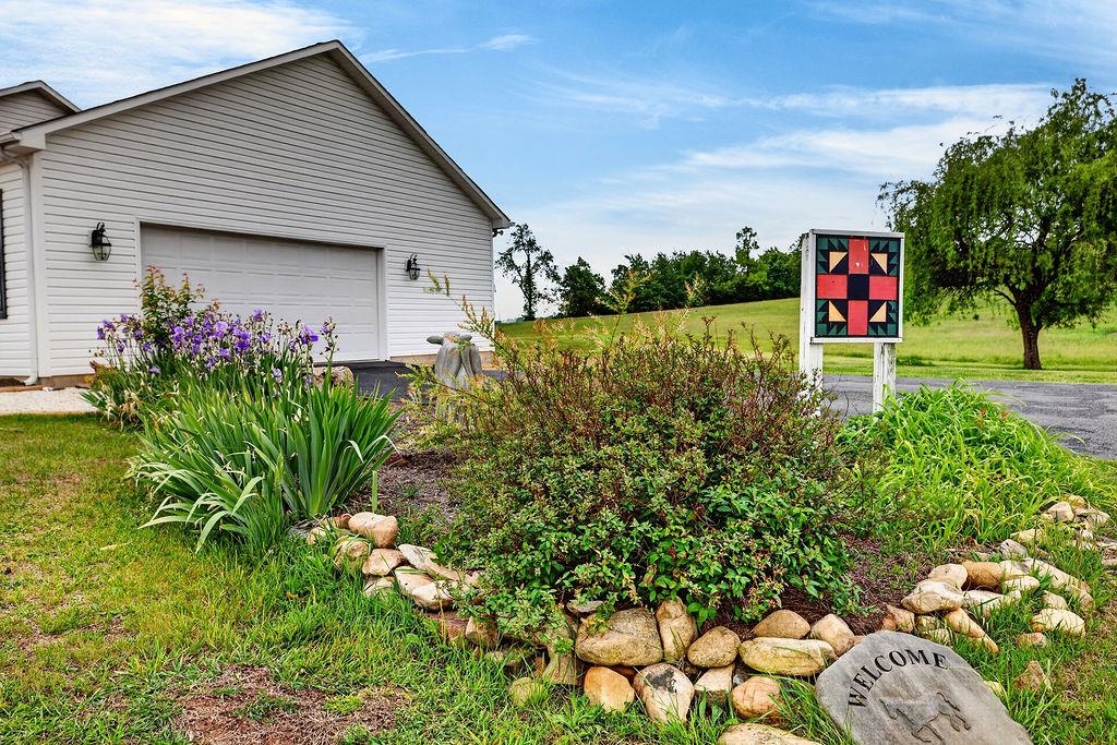 112 Guernsey Ln, Staunton, VA 24401 — photo 6