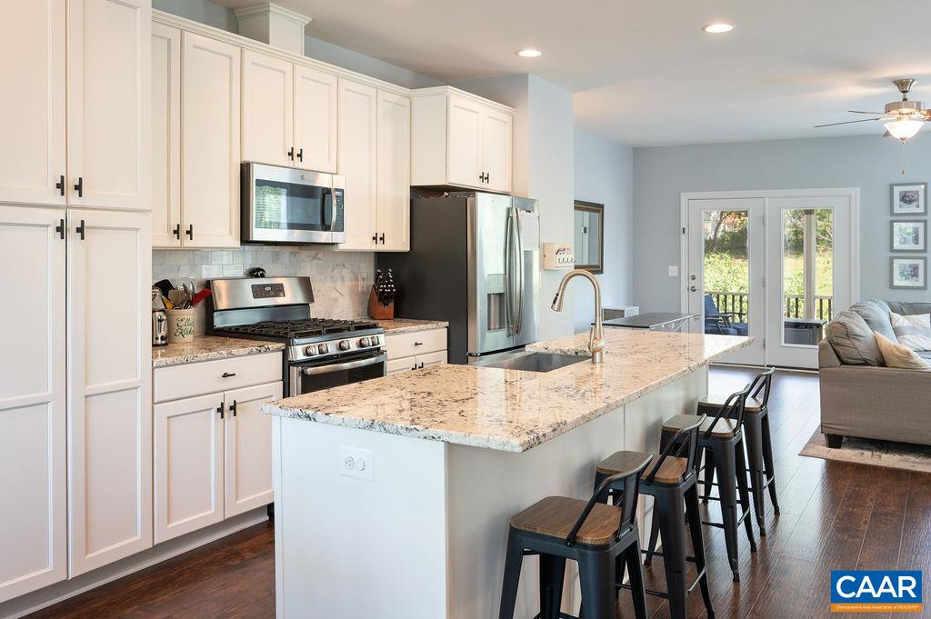 148 Junction Ln, Charlottesville, VA 22902 — photo 5