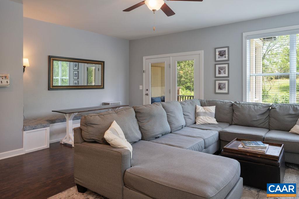 148 Junction Ln, Charlottesville, VA 22902 — photo 8
