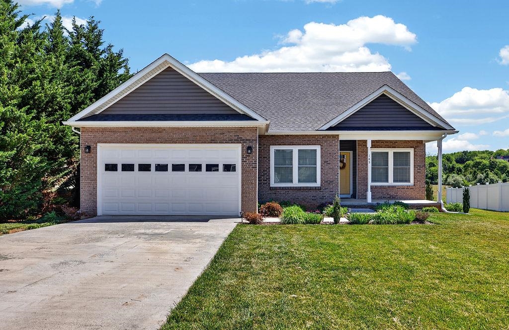 145 Paige St, Waynesboro, VA 22980 — photo 3