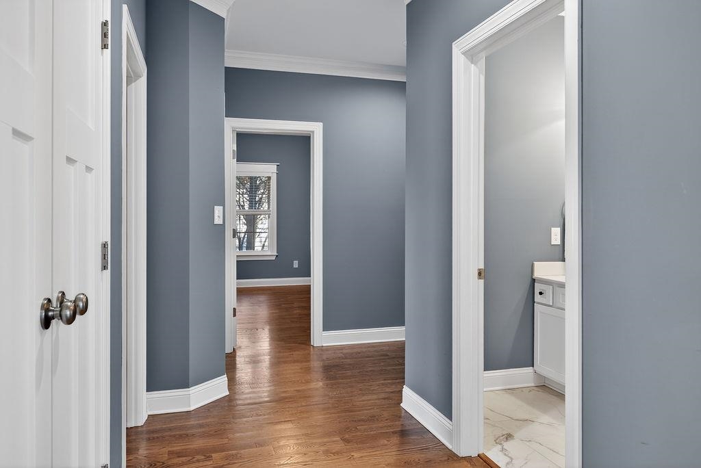 145 Paige St, Waynesboro, VA 22980 — photo 8